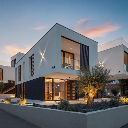 1 Bedroom Cozy In * Betina (Sibenik-Knin)