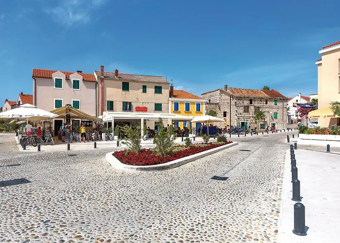 1 Bedroom Cozy In Betina (Sibenik-Knin)