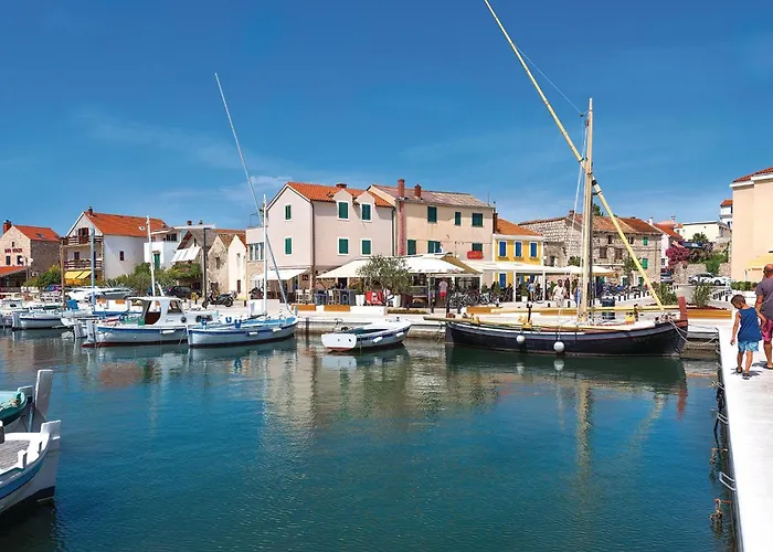 1 Bedroom Cozy In Apartamento Betina (Sibenik-Knin)